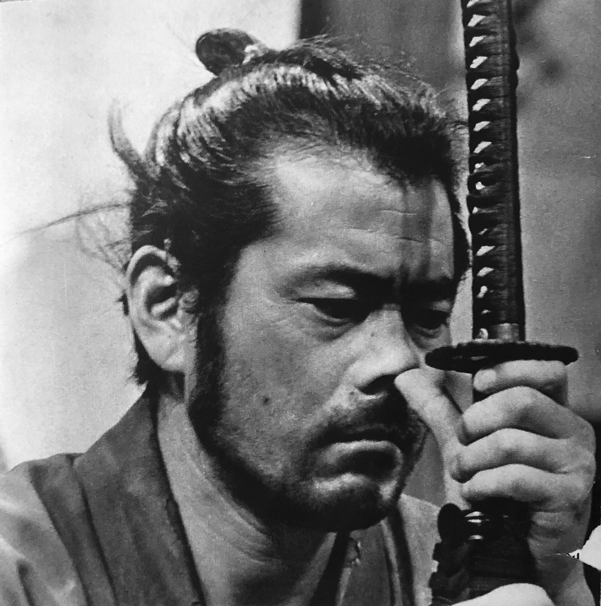 Imagem de referência relacionada a Tsubaki Sanjūrō, item descrito como filme de 1962 dirigido por Akira Kurosawa