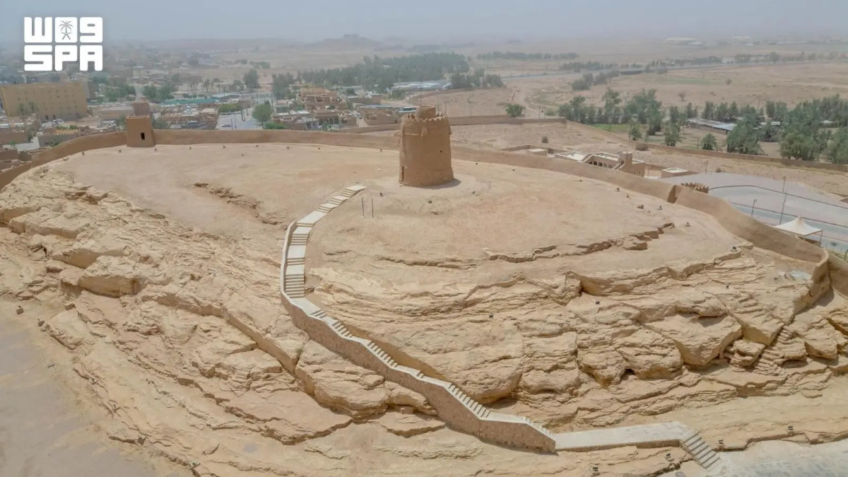 O histórico Observatório de Munikh da Arábia Saudita exibe a engenharia arquitetônica najdi