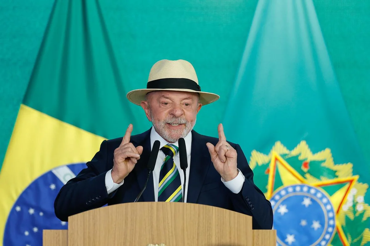Desdobramentos de Dark Horse dão fôlego para Lula e aliados miram Mendonça